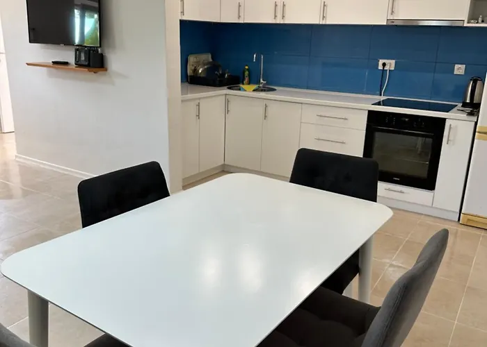 Royal Haven בית נופש